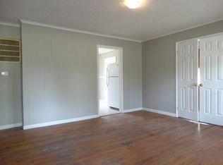 913 Choctaw St, Muskogee, OK 74403