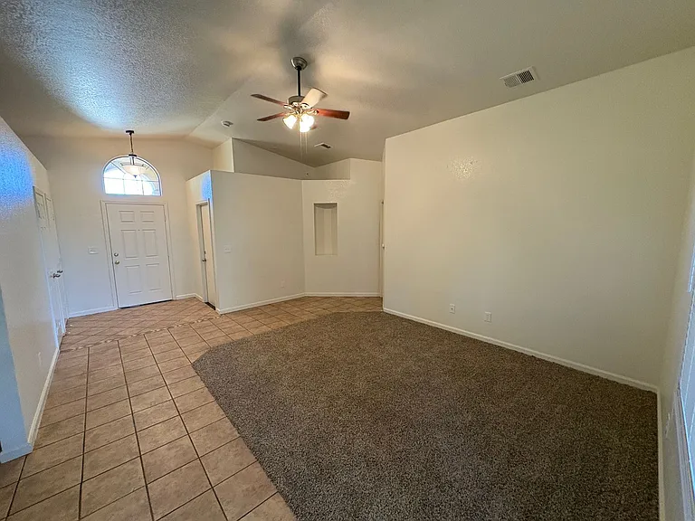 1905 S Grapewood St — Photo 19