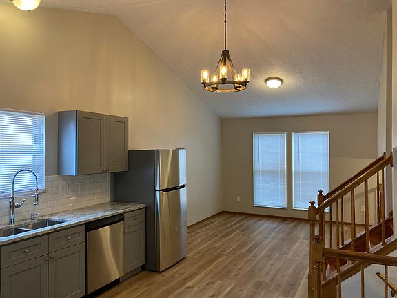 3rd image of 3320 Quinette Ct