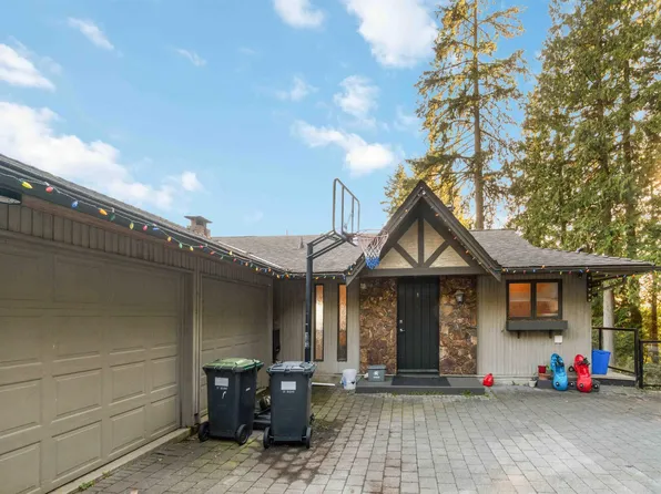 5189 Madeira Ct, North Vancouver, BC V7R 3K7