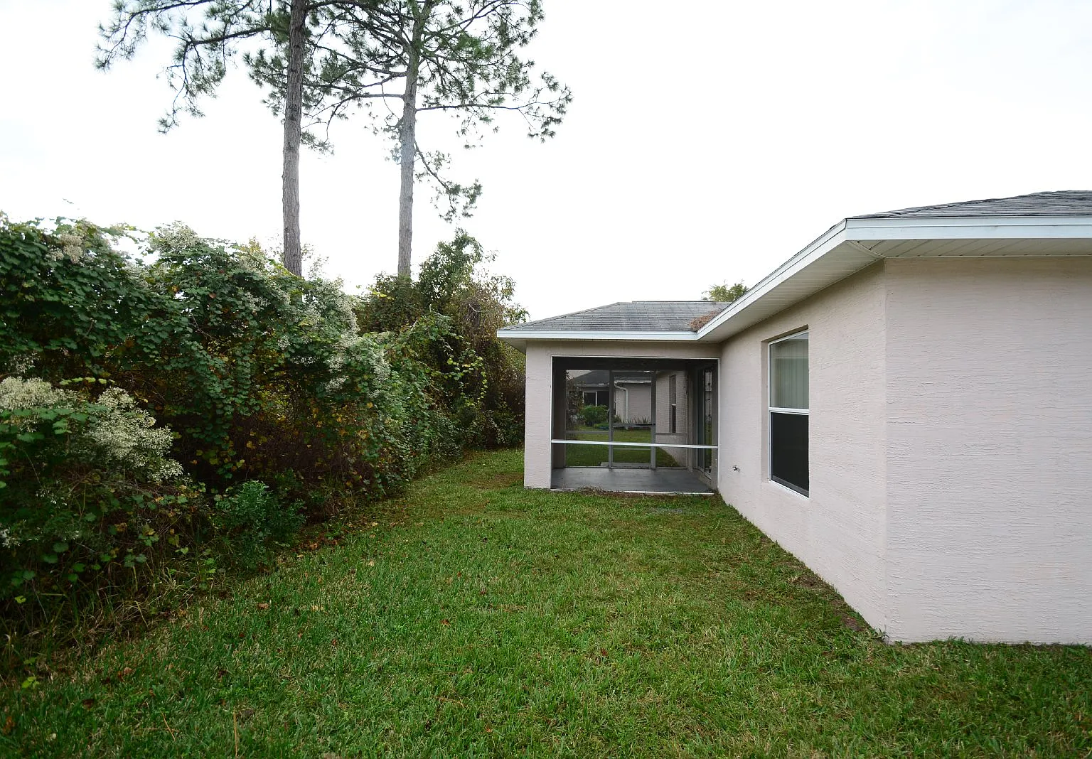 3 bed, 2.0 bath, 1333 sqft, $1,850 — Photo 1
