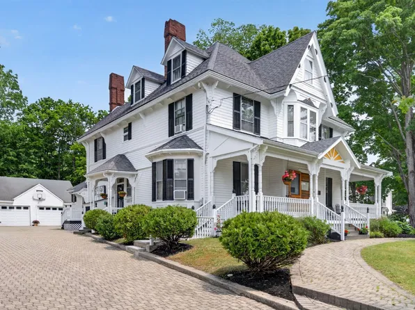 289 W Britannia St, Taunton, MA 02780