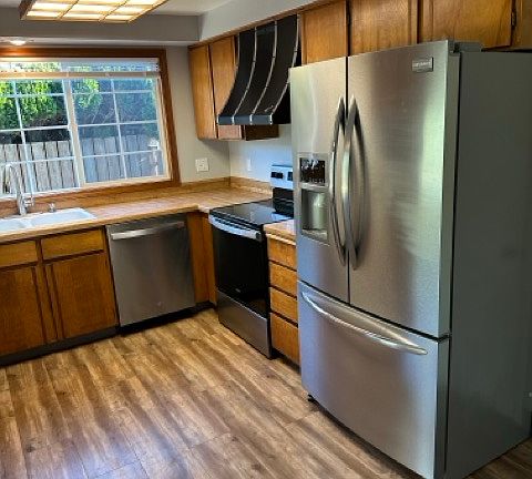 4th image of 13008 NE 14th Ave