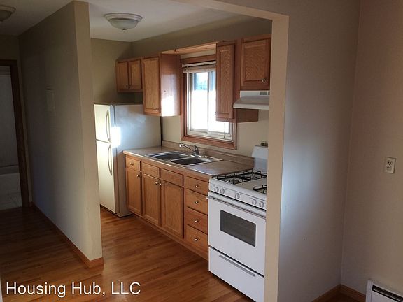 3rd image of 7700 Bloomington Ave APT 31