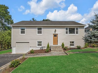 39 Cambridge Drive, Greenwich, CT, 06831