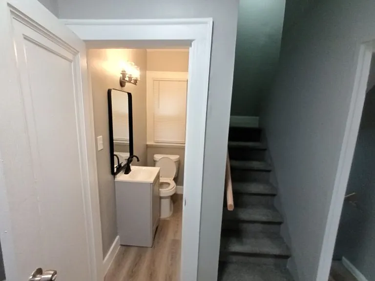 15857 Evanston St — Photo 10