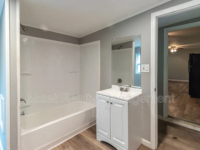 2313 Brice St — Photo 28