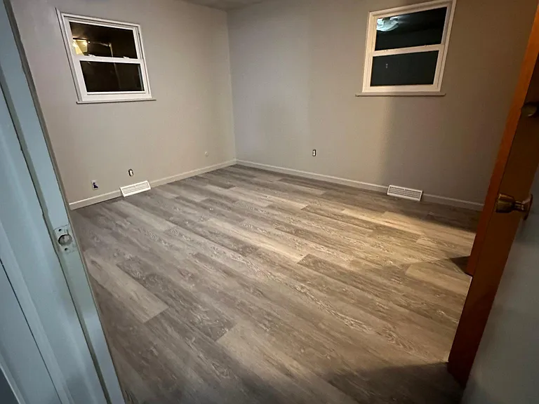 2725 W Radan Ct — Photo 4