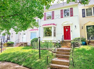 2978 Oakleigh Ln, Oakton, VA 22124