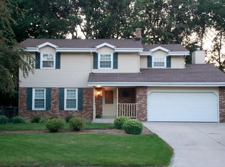 7541 S Riverview Rd, Franklin, WI 53132