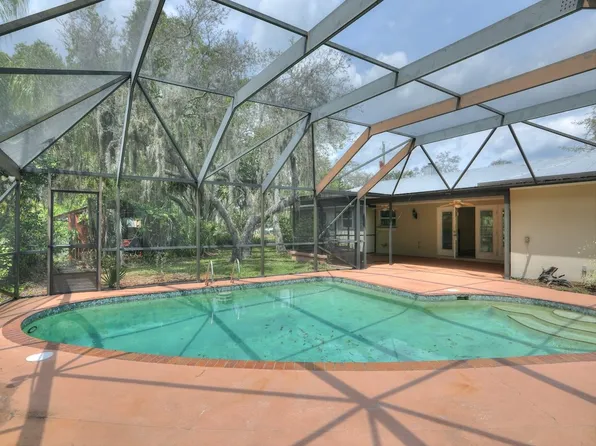 3585 Heather Ln, Micco, FL 32976