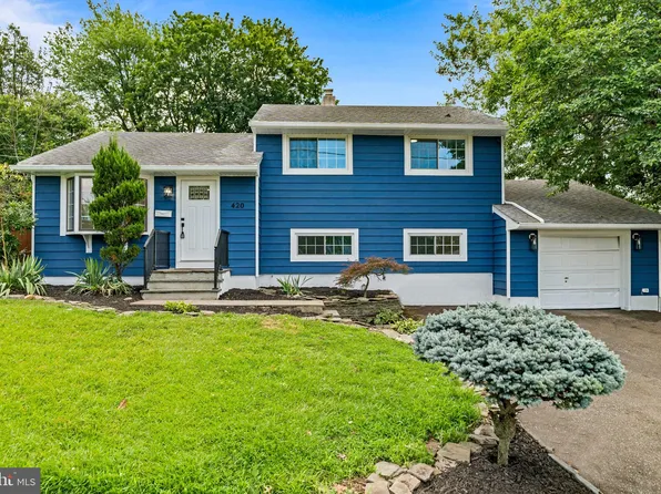 420 W 3rd Ave, Runnemede, NJ 08078