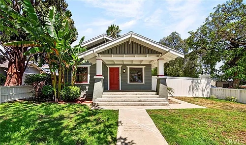 800 Temple Ave Photo 1