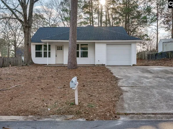 204 Flowerwood Dr, Hopkins, SC 29061