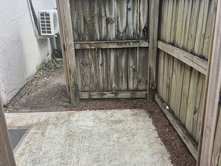 1543 N Bluebird Ln — Photo 7