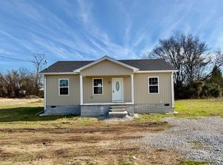 3310 Oak Grove Rd, Decherd, TN 37324