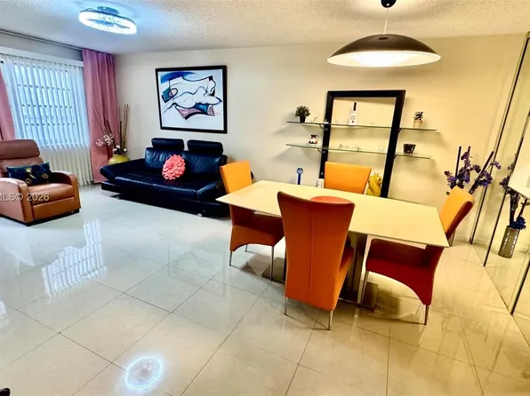 410 SE 2nd St APT 219, Hallandale, FL 33009
