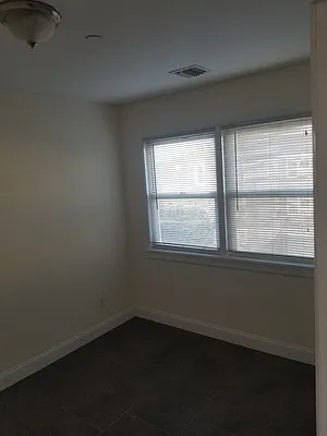 Rented by Bouklis Group | media 10