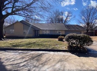 705 W South Park Blvd, Broken Arrow, OK 74011