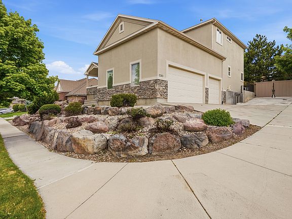 4th image of 2382 W Stonehaven Loop N