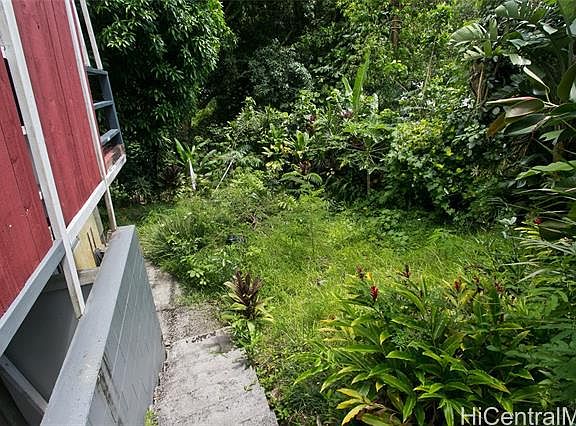 4th image of 3285 Kalihi St