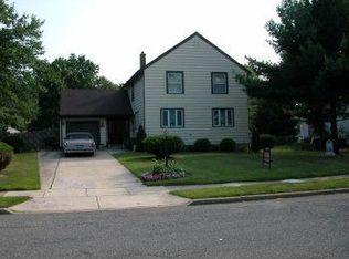 2609 Yellowstone Rd, Cinnaminson, NJ 08077