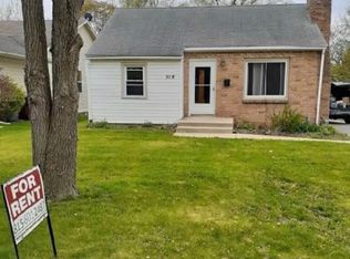 5118 Arlington St, Loves Park, IL 61111
