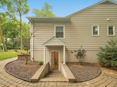 2 Hudson Rd W, Irvington, NY, 10533