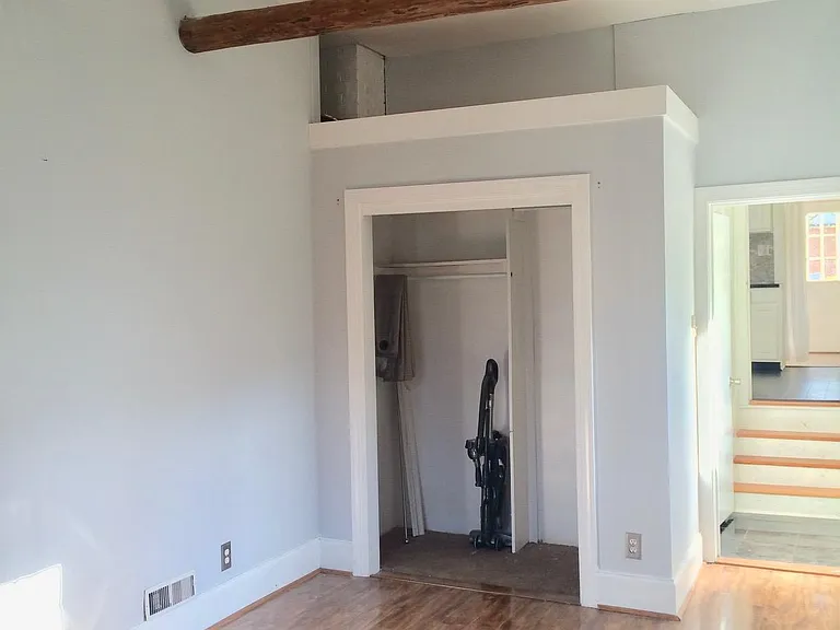 5310 W Grace St — Photo 5