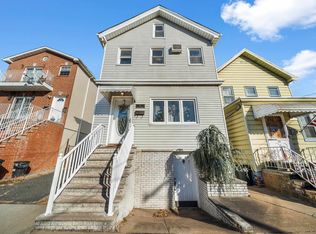 11 E 47th St, Bayonne, NJ 07002