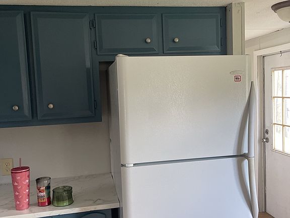2nd image of 108 Scott Rd