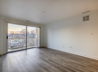 980 Lindley St UNIT 304F, Bridgeport, CT 06606