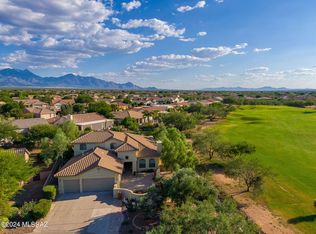 2560 E Greenwich Pl, Green Valley, AZ 85614