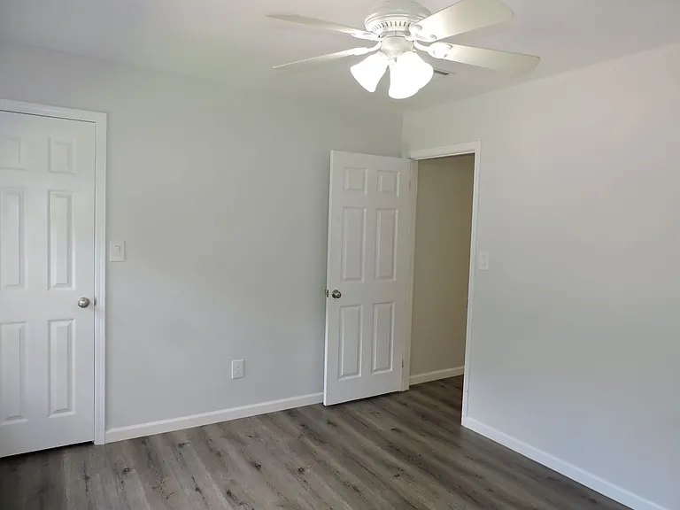 8512 Belle Meadow Blvd — Photo 22