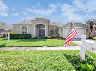 1928 Tangledvine Dr, Zephyrhills, FL 33543