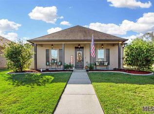 10706 Fenway Ln, Denham Springs, LA 70726