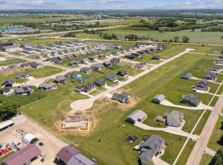 121 Oak St, Hudson, IA 50643