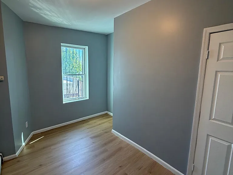 320 S Orange Ave #3B — Photo 8