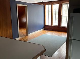 369 Lime Rock Rd APT 2F, Lakeville, CT 06039