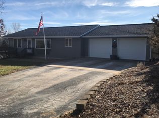 3321 Terrace Lake Rd, Crawfordsville, IA 52621