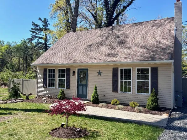 11 N Central Ave, Sicklerville, NJ 08081