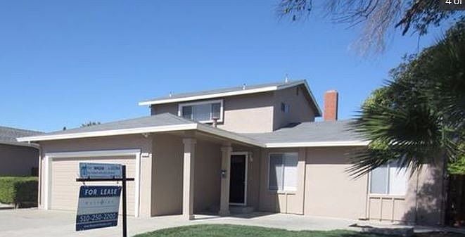 1st image of 2920 Carmona Way