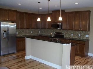 16951 Eventide Way N, Lakeville, MN 55044