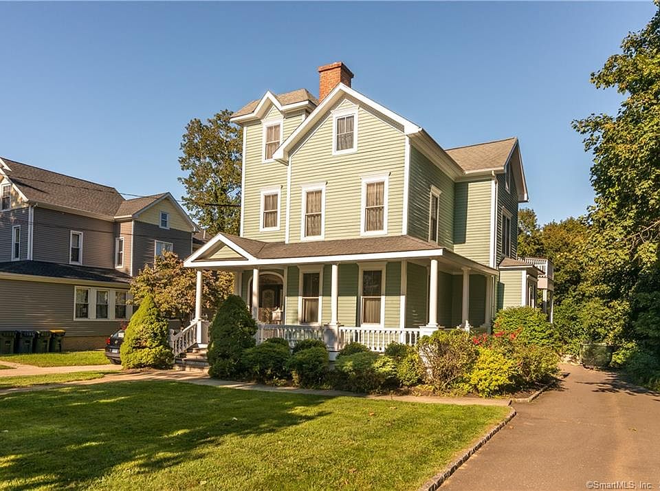 1st image of 75 Deer Hill Ave