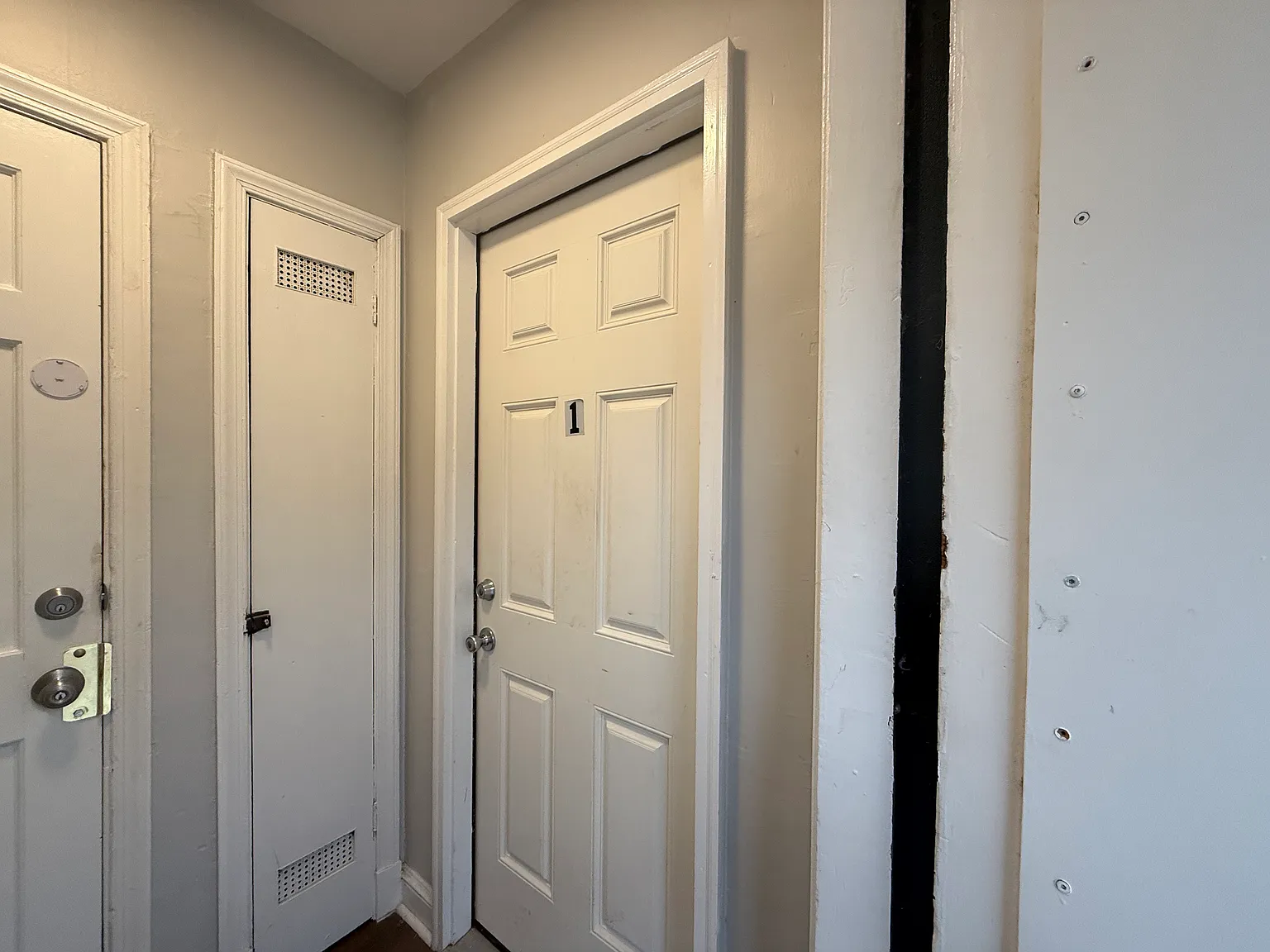 1 bed, 560 sqft, $1,650 — Photo 4