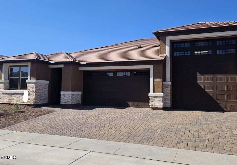 2nd image of 17634 W RUNNING DEER Trail