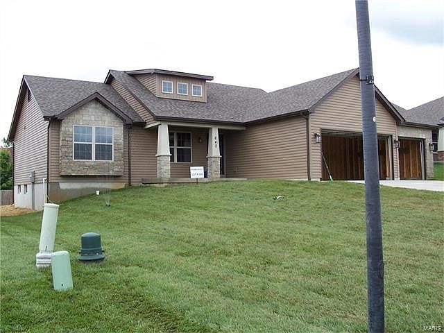 1st image of 640 Glen Eagle Dr