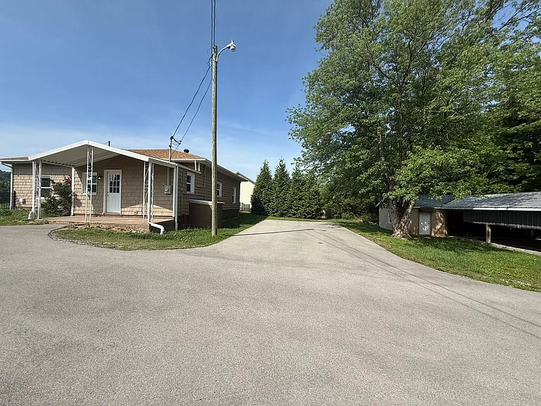 6970 Highway 411 S — Photo 2