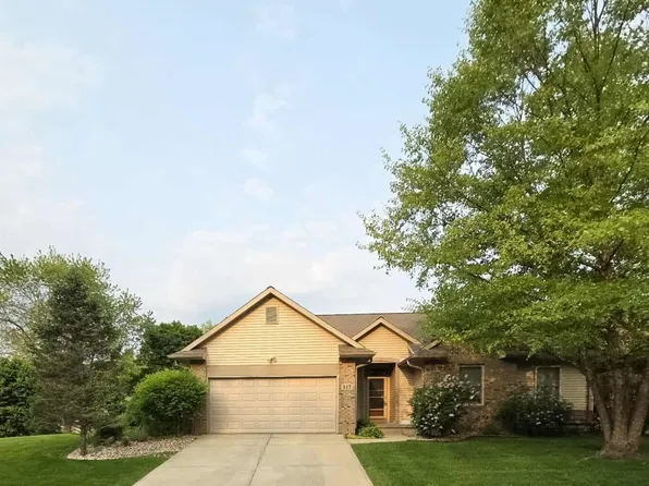 517 Hill St, Baraboo, WI 53913