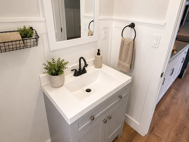 1458 E Divisadero St — Photo 4